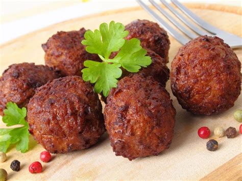  La Boulette de Mouton Rôtie: Un Délice Savoureux et Reconfortant Inspirant la Joie Gourmande!