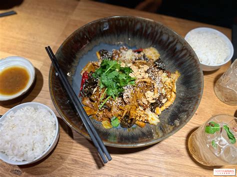  Le Xiangguo de Hengyang : Un bouillon épicé aux multiples saveurs qui réchauffe le cœur et l'âme !