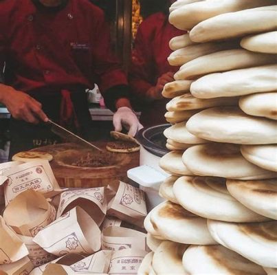  Rou Jia Mo : Un Sandwich Savoureux aux Arômes Envoûtants du Zhengzhou !